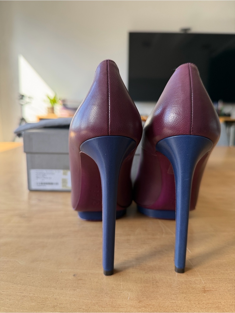 NWOT ALEXANDER MCQUEEN HIGH HEEL STILETTOS PUMPS - Picture 3 of 9